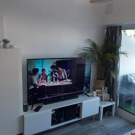 Charming Duplex With Balcony Overlooking The Port Agde